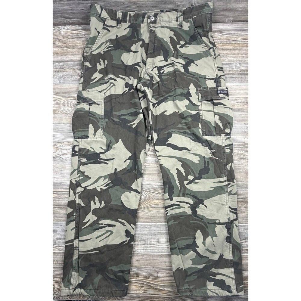 Wrangler Men's Fleece Lined Cargo Pants - Green Camo 40/32 Warm Outdoor Gorpcore